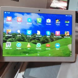 10 Inches 2gb/32gb, Dual Sim, 4g Lte, Android 6.0 And With Leather Pouch