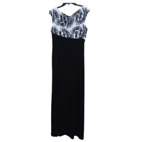 Ladies Midi Front Sided Split Gown With White Top