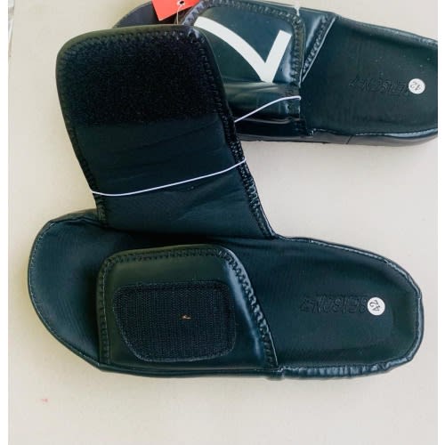Men’s Slippers - Black