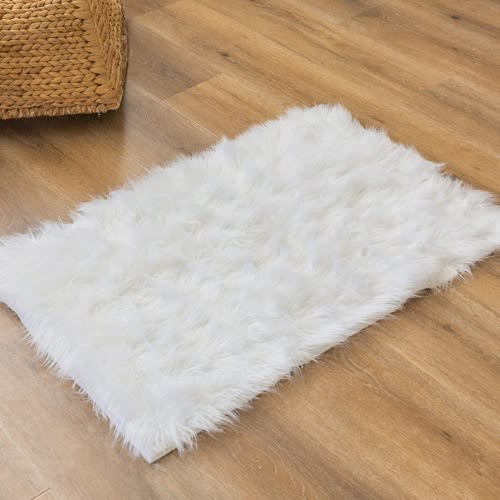 Soft White Faux Fur Area Rug - 65cm X 40cm