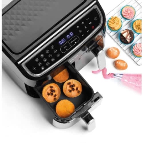 Dual Hot Large Air Fryer - Double Basket & Timer Family Cooking - 8.2 L