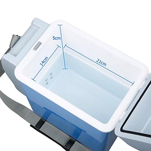 Portable 12v 7.5l Auto Car Multi-function Mini Travel Refrigerator