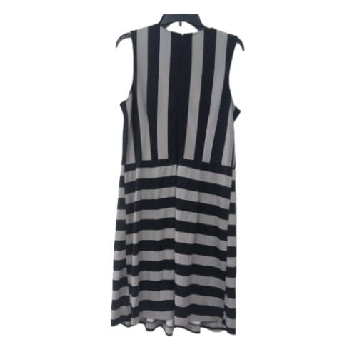Women's Short Dress- Black V-neck
