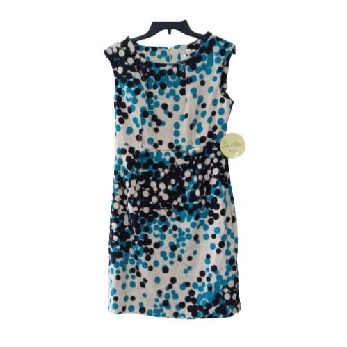 Young Women's Short With Polka Dots Design