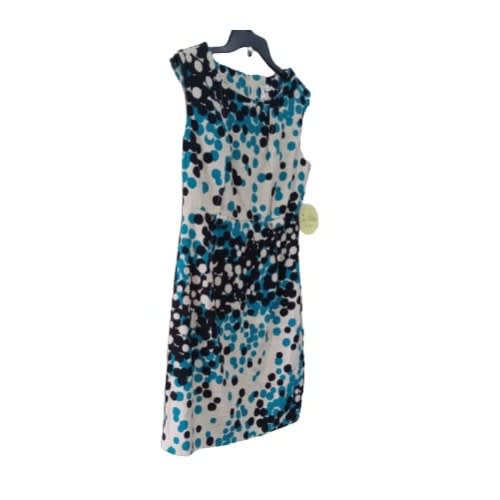 Young Women's Short With Polka Dots Design