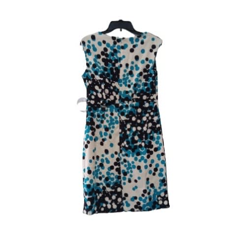 Young Women's Short With Polka Dots Design