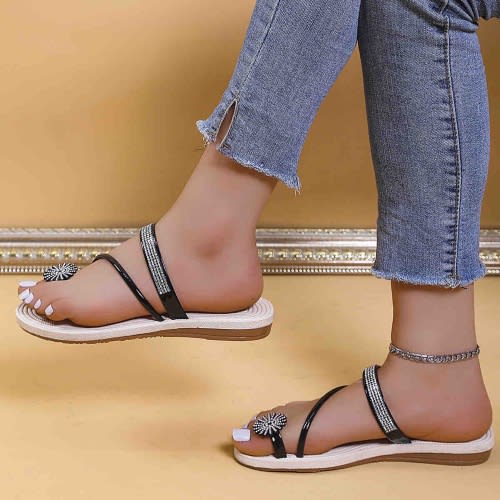 Ladies Flat Beach Slippers With Rhinestone Toe Ring