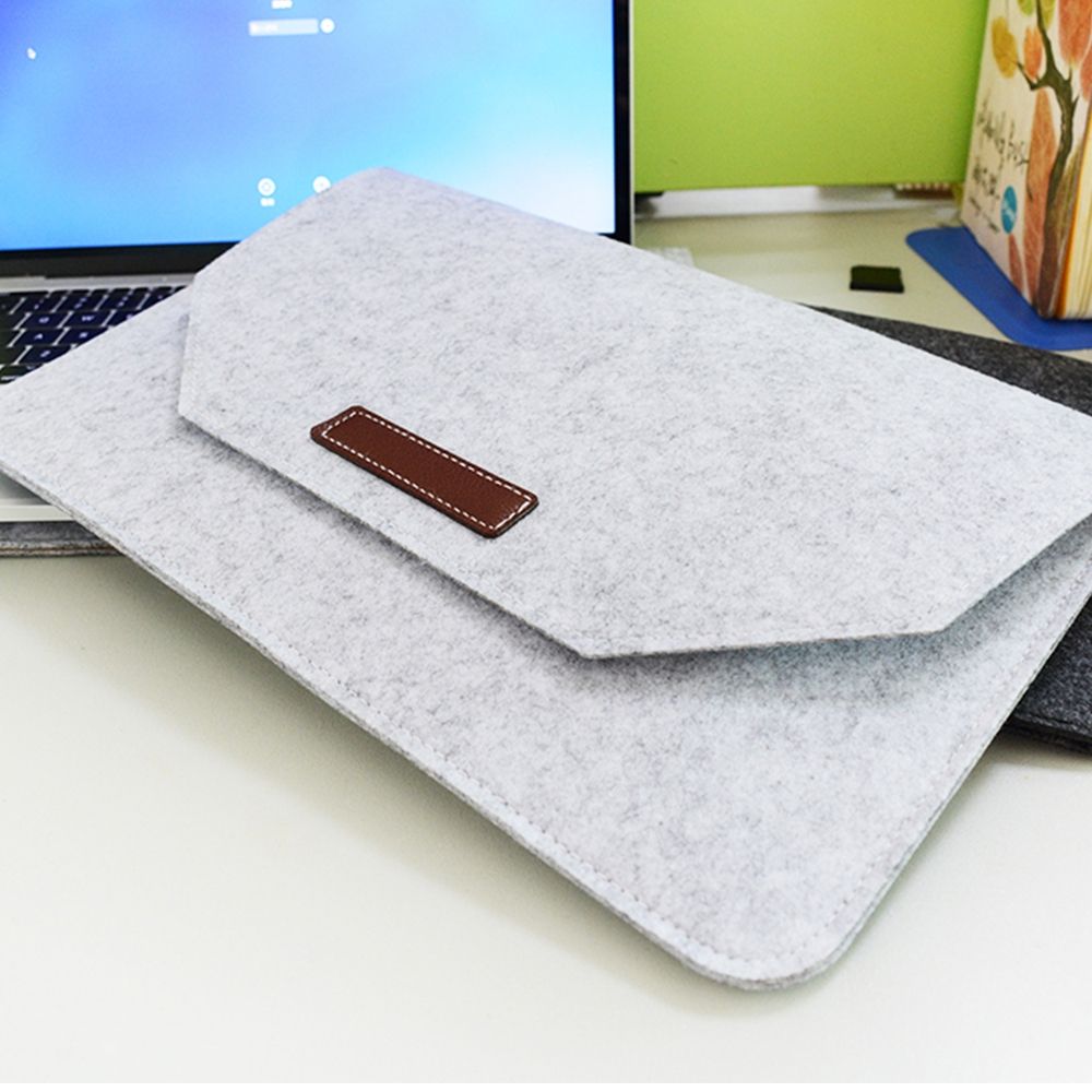 Portable Air Permeable Felt Sleeve Bag ForBook Laptop, With Power Storage Bag, Size:13 Inch(Black)