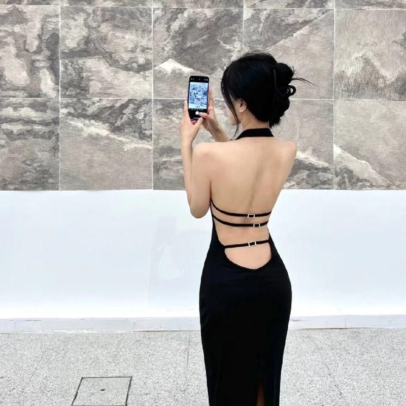 High-End Affordable Luxury Niche Slim Fit Slimming French Black Sexy Backless Halter Dress for Women 2023 Summer New