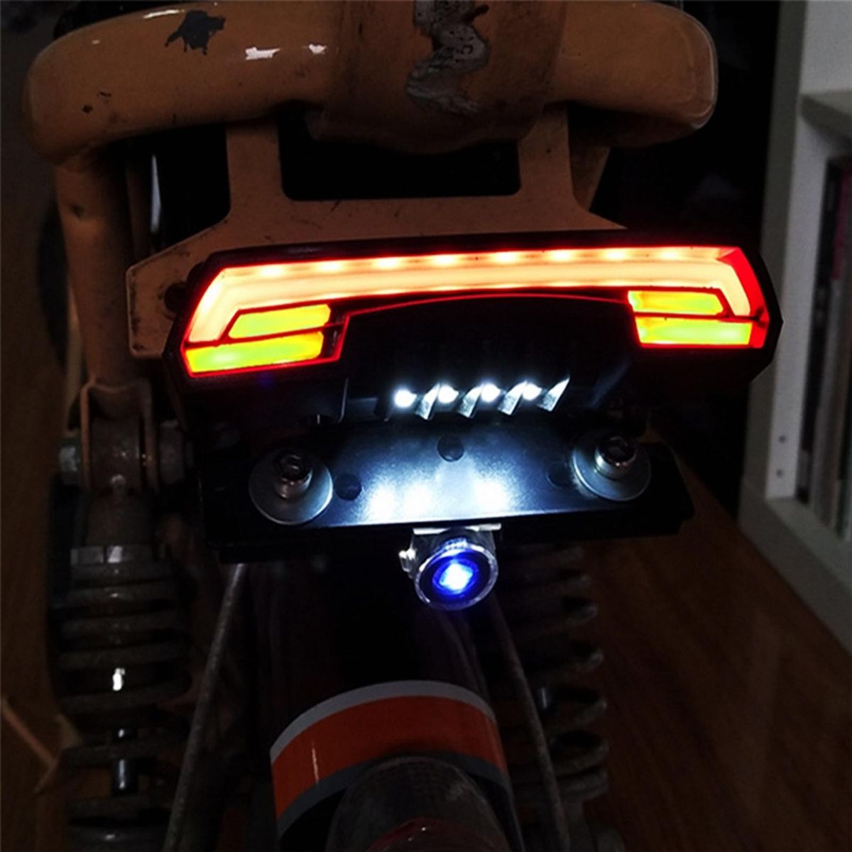 Universal 12-80V Steering+Driving+Braking+License plate lamp+Dual flashing tail lamp for Motorcycle Street Bike Cruiser Chopper