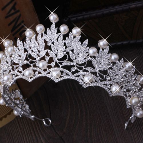 Shiny Faux Pearl Hollowed Rhinestone Inlaid Hair Crown-White