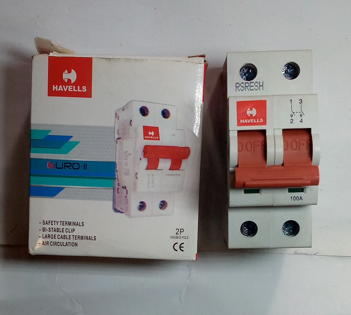 2 TWO POLE MCB ELECTRICAL CIRCUIT BREAKER HAVELLS 100A
