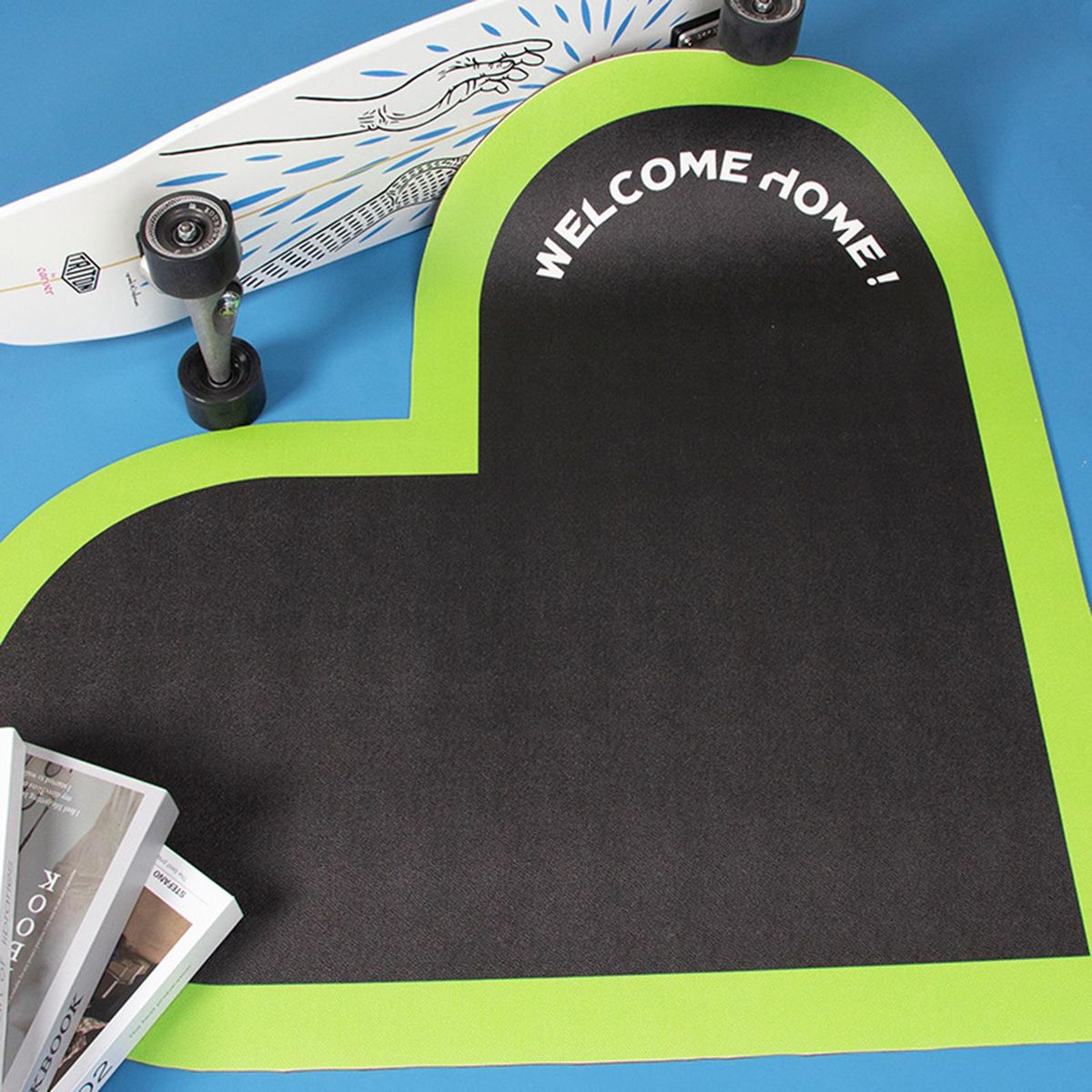 Floor Mat Heart-shaped Entrance Doormat Porch Floor Protector Pad Green and Black