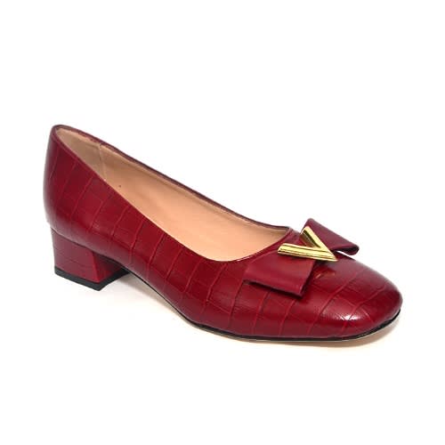 Leather Courts - Wine