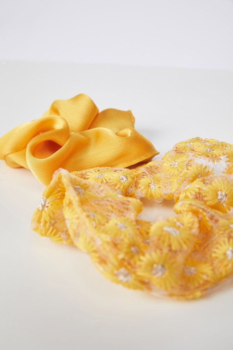 Woman - 2-Piece Hair Acc. - Yellow