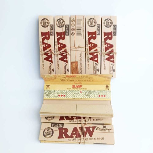 Raw Connoisseur Rolling Paper With Tips