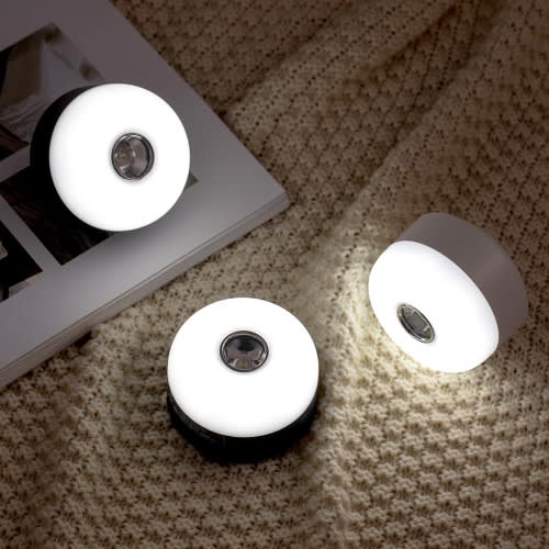 Outdoor-indoor Camping Led Light With Power Bank Function - Black