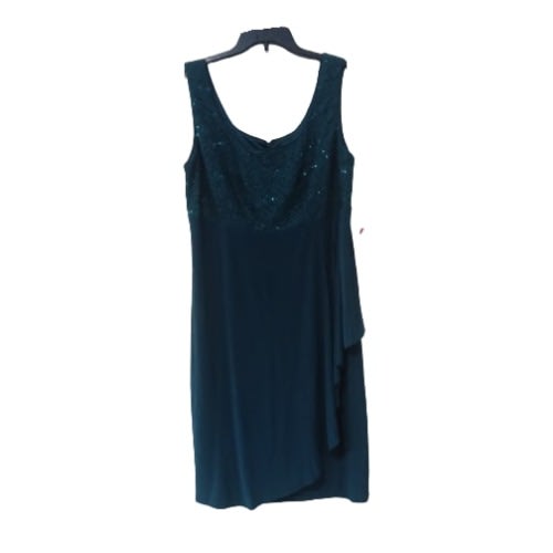 Women's Short Lace Dress- Dark Green