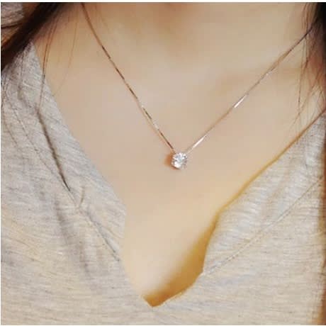 Ladies Tiny Necklace- Silver