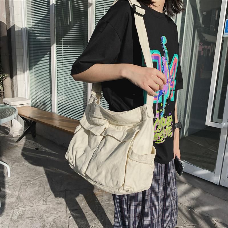 2022 autumn new trend fashion ladies shoulder bag Korean version large capacity Messenger bag tooling wind canvas bag green
