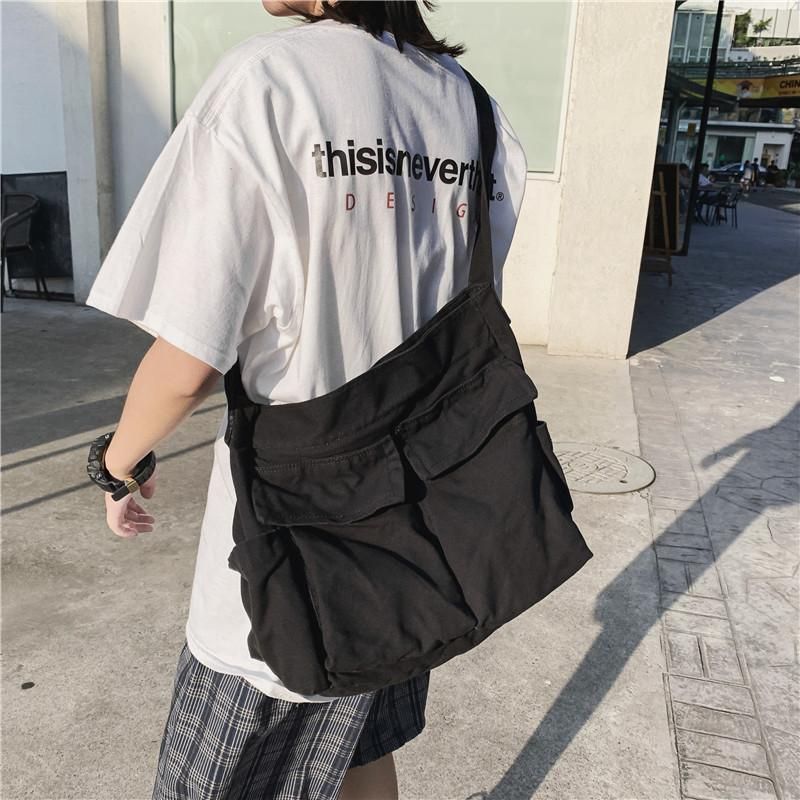 2022 autumn new trend fashion ladies shoulder bag Korean version large capacity Messenger bag tooling wind canvas bag green