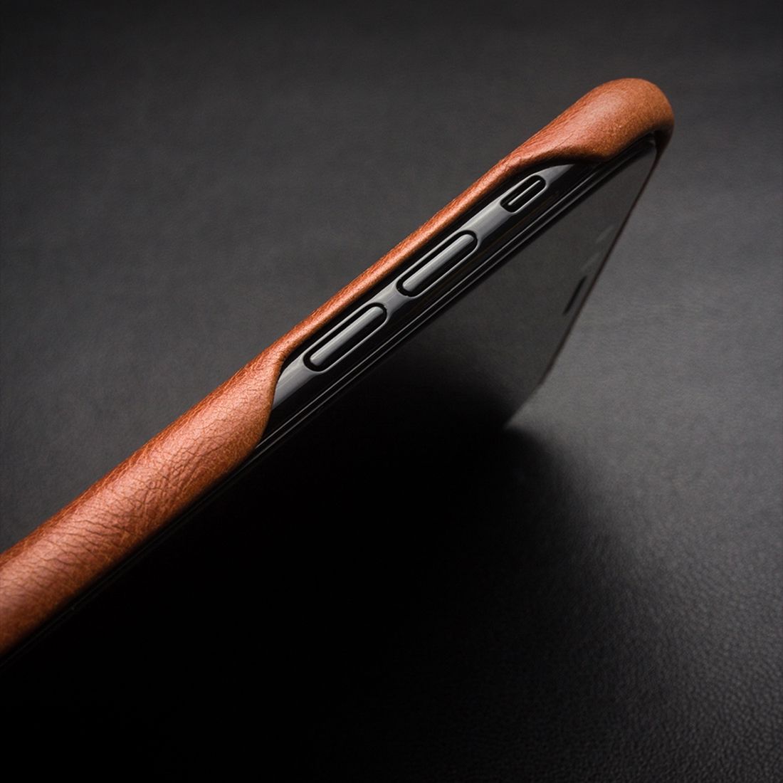 For IPhone X / XS QIALINO Cowhide Leather Case