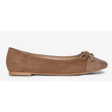 Ladies Wide Fit Leather Shoe - Brown