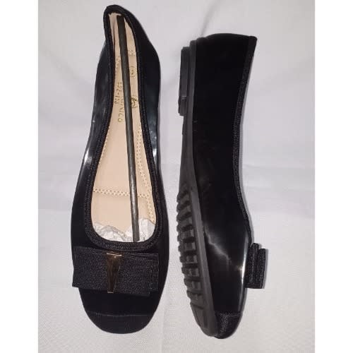 Lush Stock Leather Bowed Female Flat Office Shoe - Black