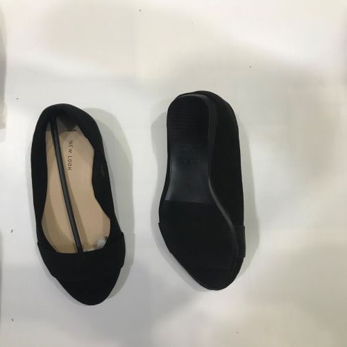 Female Flats With Black Sole
