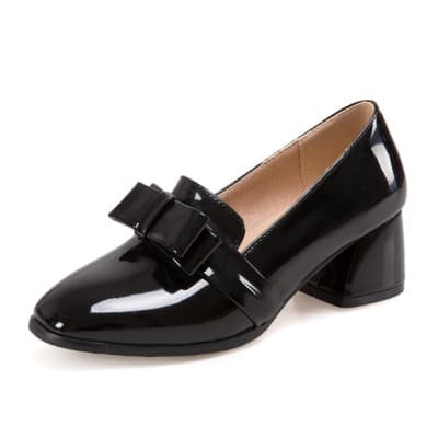 Bowed Patent Mid Heel Corporate Cover Shoe - Black