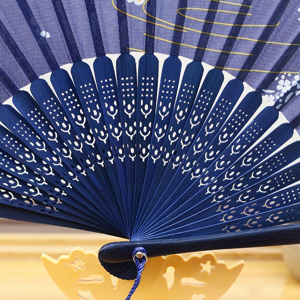 Gift Bamboo Home Fan Handheld 2pcs/Pack Style Decor Blossom With Collapsible Classic Folding Plum Fan Creative Box Japanese