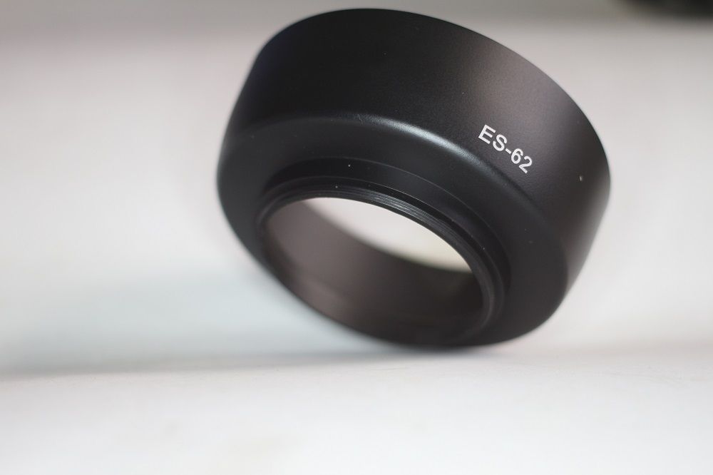 Mettzchrom Es-62 Lens Hood For Canon 50mm F1.8 Ef Ii Fd