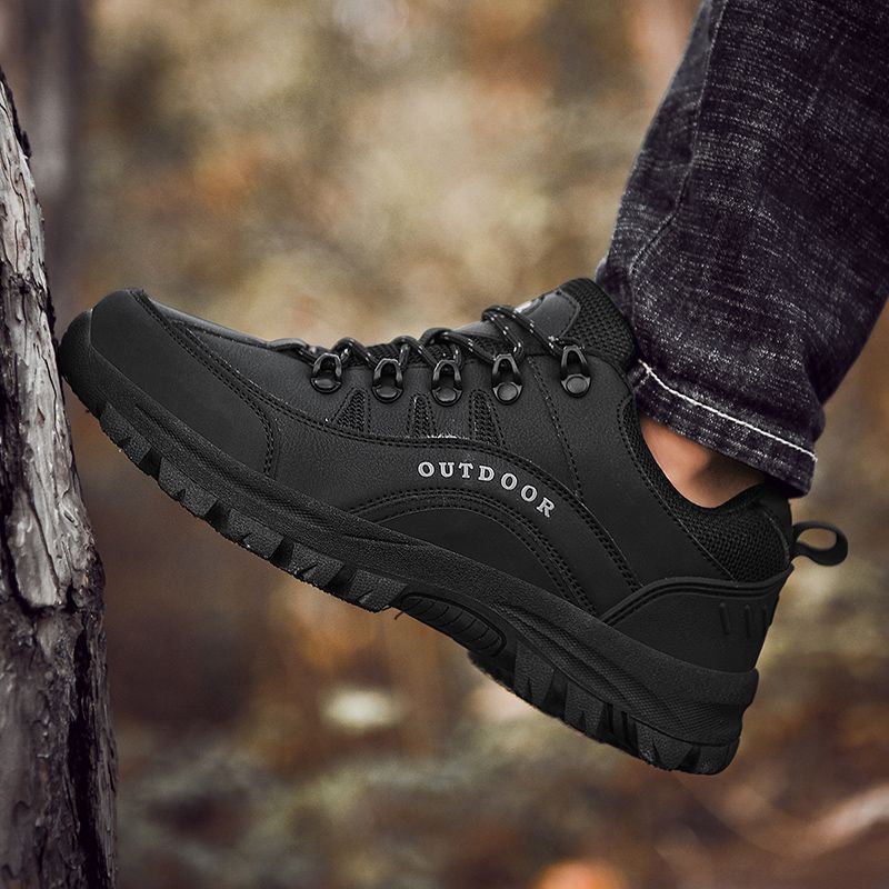 Cool Hiking Shoes Men Sneakers EUR Size 38-49 High Quality Outdoor Sports Trekking Climbing Shoes For Men Mountain Camping Sneakers Non-Slip Wear-resistant Daily Work Safety Footwear Black