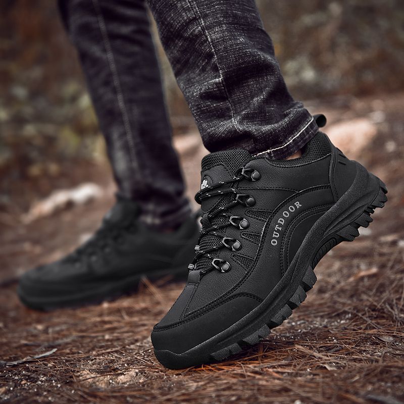 Cool Hiking Shoes Men Sneakers EUR Size 38-49 High Quality Outdoor Sports Trekking Climbing Shoes For Men Mountain Camping Sneakers Non-Slip Wear-resistant Daily Work Safety Footwear Black