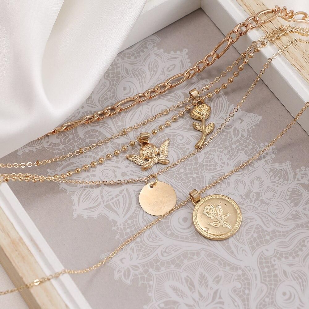 Fashion Multilayer Butterfly Gun LOVE Choker Necklace Female Geometric Thick Chain Butterfly Metal Pendant Necklace Jewelry Gift