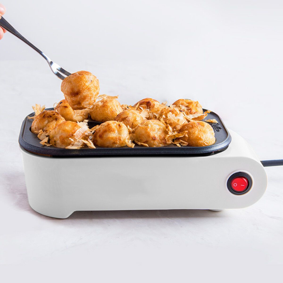 220V 500W 12 Holes Household Electric Takoyaki Grill Pan Home Octopus Meat Ball Maker Plate Machine