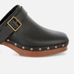 Classic Closed Leather Clog Mules -Black