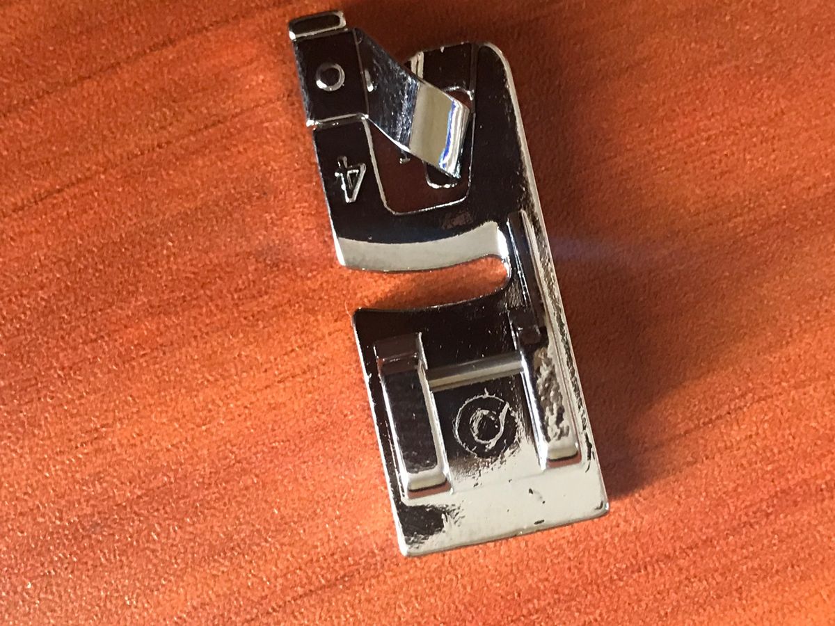 3 Pieces Domestic Sewing Machine Rolled Hem Presser Foot