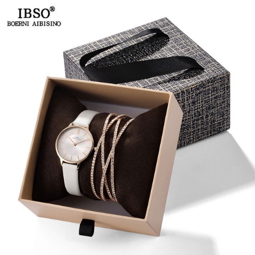 Women’s Watch And Bracelet Gift Set - White