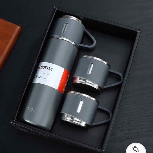 Vacuum Flask With 3 Cups - 500ml