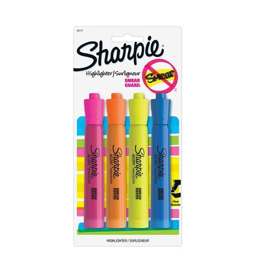 Tank Style Highlighter Chisel Tip Assorted Markers  4 Pack