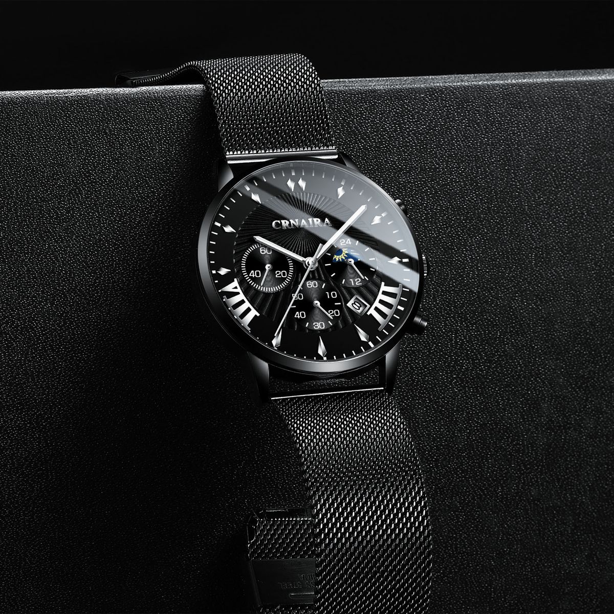 New Classic Men Fashion Wristwatch  - Black