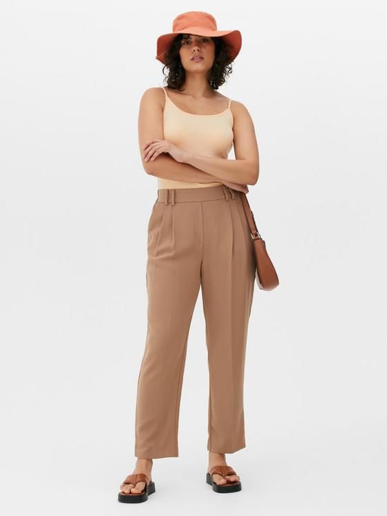Adjustable Strap Stretch Camisole- Peach