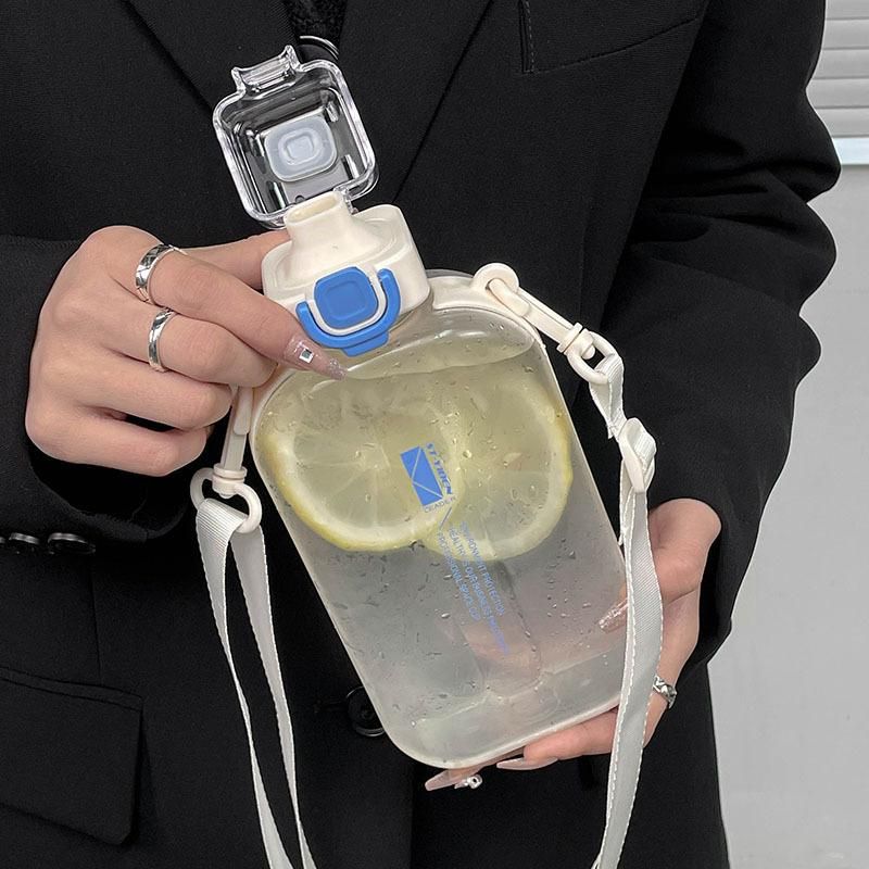 Flat Square Transparent Water Bottle Portable Travel Canteen with Adjustable