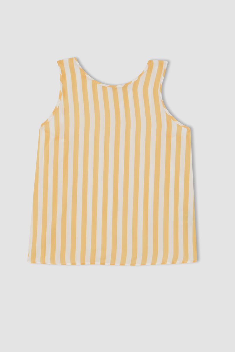 Woman Casual Regular Fit Woven Sleeveless Blouse - Yellow