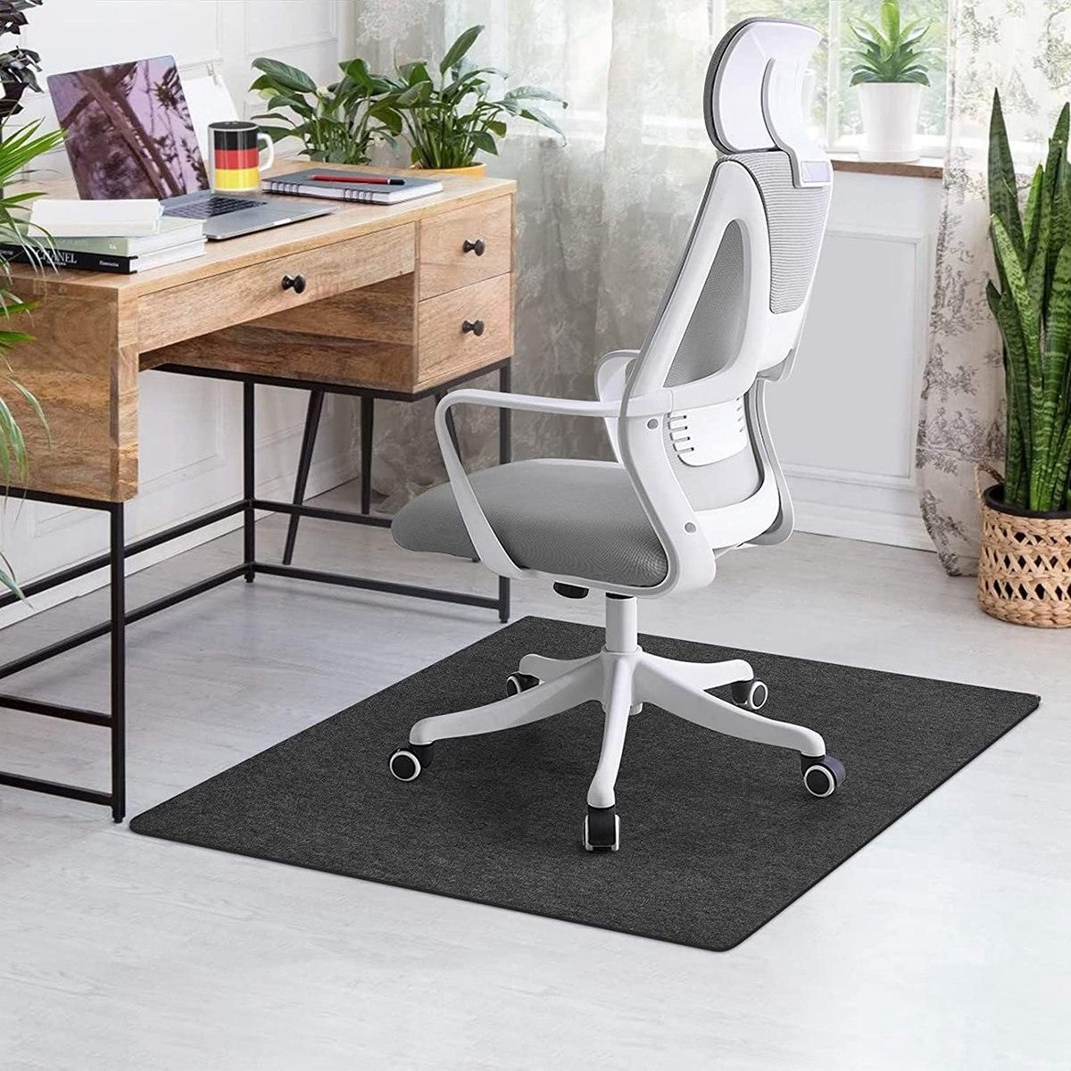 Floor Protection Mat Office Chair Underlay Carpet Jacquard Woven Underlay Desk Chair for Carpet and Hard Floors