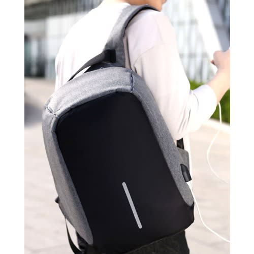 Ipack Anti-theft & USB Laptop Backpack