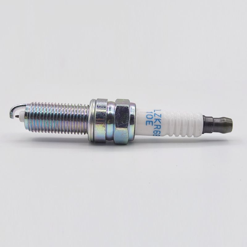4pcs/lot 18846-10060 SILZKR6B10E Spark Plug For Hyundai I30 Accent Veloster Solaris Kia Rio Soul 1884610060 SILZKR6B-10E