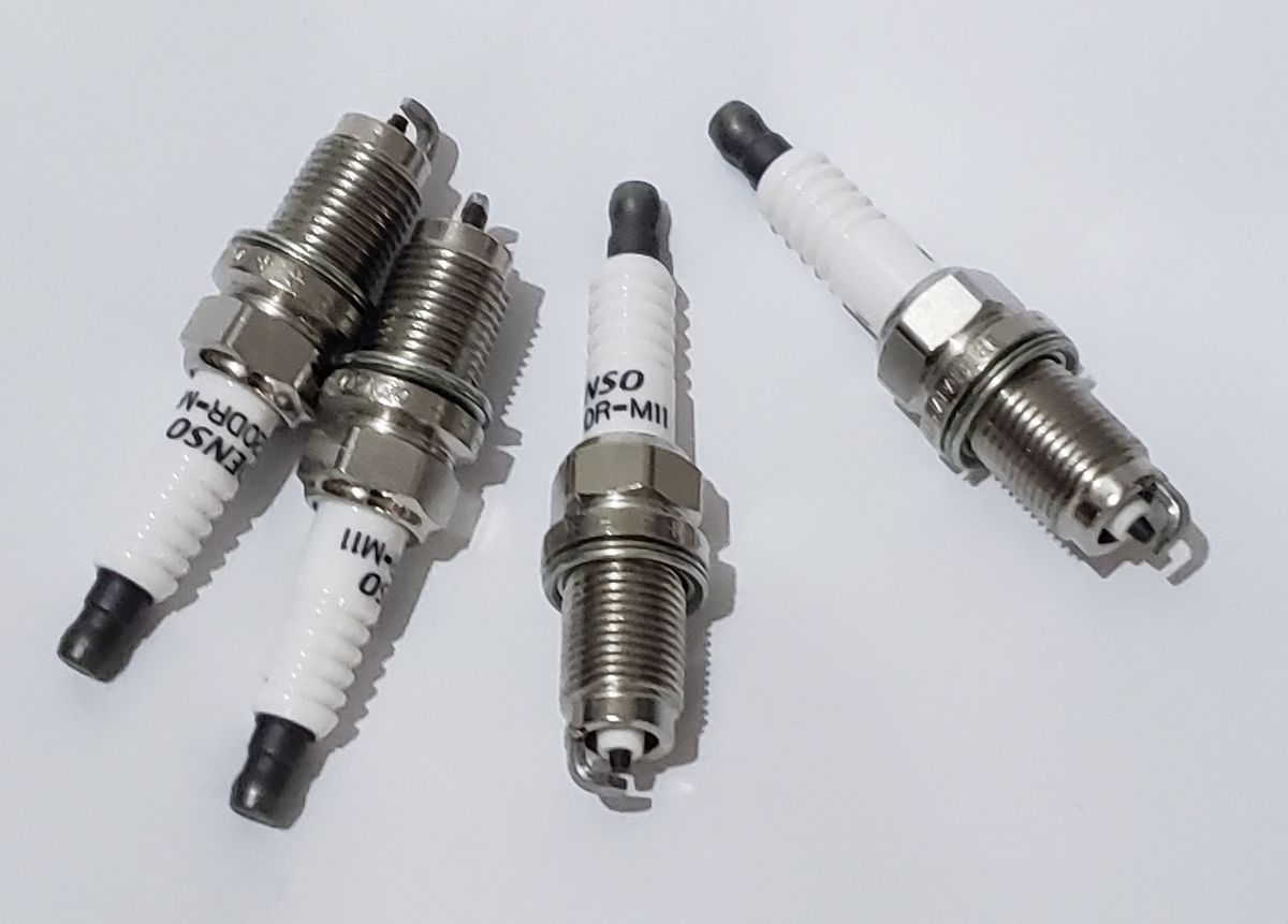 3374 RESISTOR SPARK PLUG - 4pcs