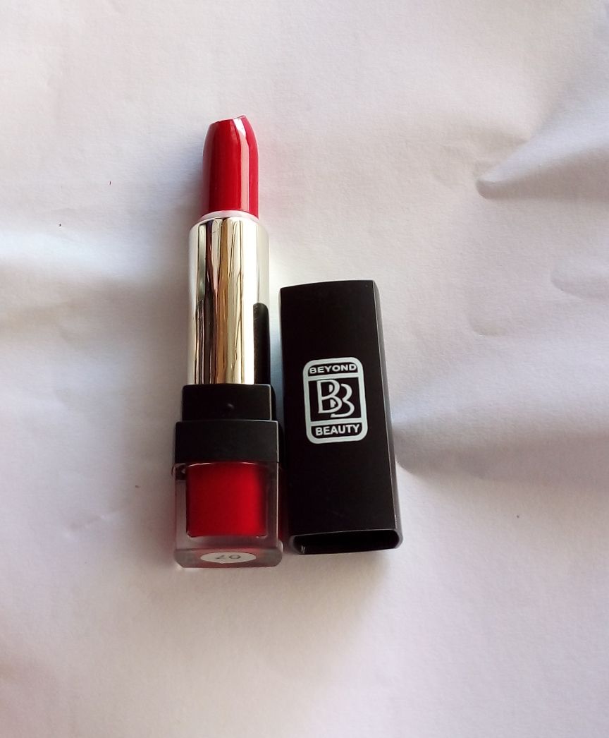 FASHION BEAUTY LIPSTICK - RED
